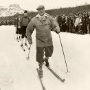 King Olav taking part in Ridderrennet at Beitostølen, 1964 (Photo: NTB / The Royal Court Photo Archives)